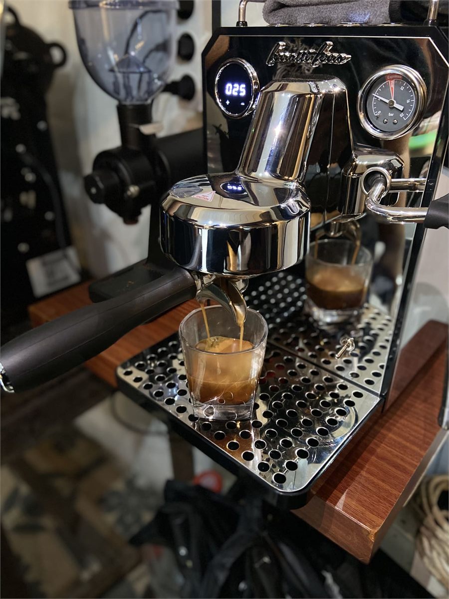 Espresso KAVVA siap saji 1 liter